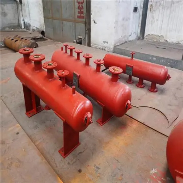 温泉分集水器安装高度